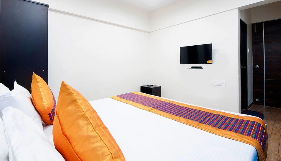 Asian Suites Tulsi Aura Navi Mumbai Exterior foto